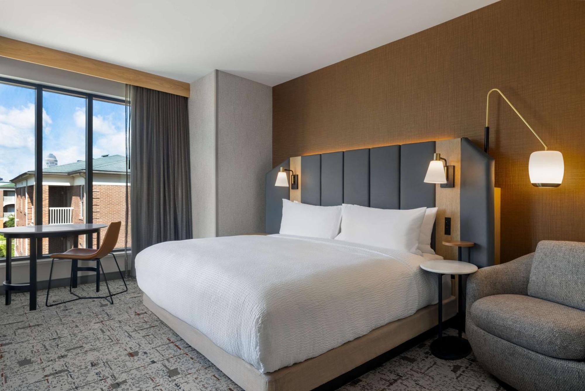 Tempo By Hilton Louisville Downtown Nulu Eksteriør billede